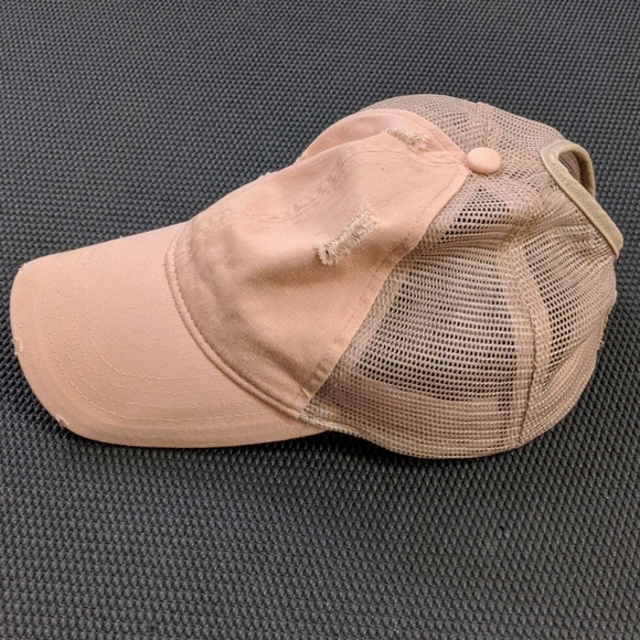 Hat - Picture 4 of 4